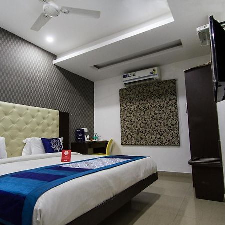 Oyo Hotel Stay Home Near Shilparamam Hajdarabad Zewnętrze zdjęcie
